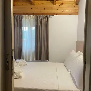 milos-apartment.albaniahotels.org/